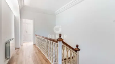 Chalet in Villafranca del Castillo photo 24