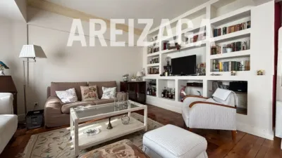 Piso en alquiler en Plaza de Zaragoza, Centro (San Sebastián - Donostia) de 2.240 €<span>/mes</span>