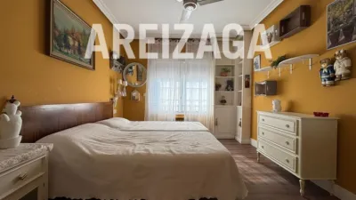 Piso en alquiler en Plaza de Zaragoza, Centro (San Sebastián - Donostia) de 2.240 €<span>/mes</span>