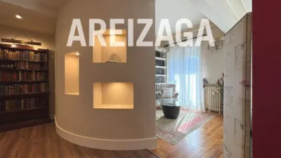 Piso en alquiler en Plaza de Zaragoza, Centro (San Sebastián - Donostia) de 2.240 €<span>/mes</span>