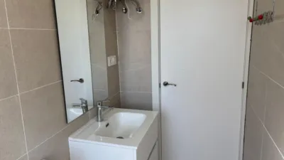 Piso en alquiler en Calle de Sánchez Preciado - Imagen 4