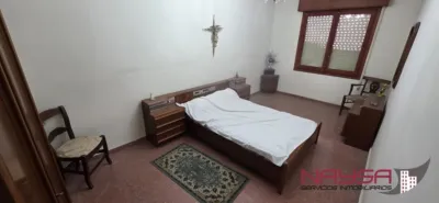 Chalet en venta en Avenida del Puente del Río Ebro, 48, cerca de Calle de las Cuevas, Baños de Ebro - Mañueta de 300.000 €