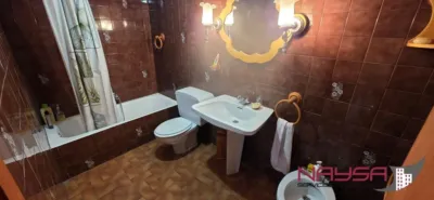 Chalet en venta en Avenida del Puente del Río Ebro, 48, cerca de Calle de las Cuevas, Baños de Ebro - Mañueta de 300.000 €