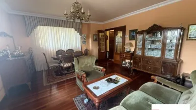 Chalet for sale in Maruri, 3-storey property with 5 bedrooms, kitchen, living room and 4 bathrooms. Garage for 4 cars, txoko, terrace and pool. Includes garden area. The chalet features internal elevator access. Many improvements made. Must be seen. photo 30