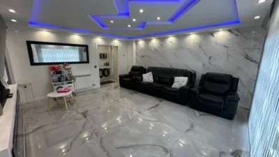 Semi-detached house on Calle de la Fontana photo 9