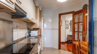 Piso en venta en Calle Embajador P. de Aristegui Kalea, Anaka-San Miguel-El Pinar (Irun) de 540.000 €
