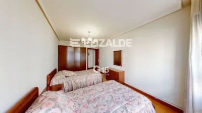 Apartment on Hipodromo Etorbidea photo 14