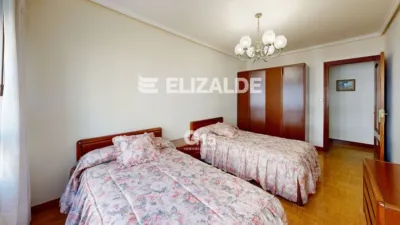 Apartment on Hipodromo Etorbidea photo 15
