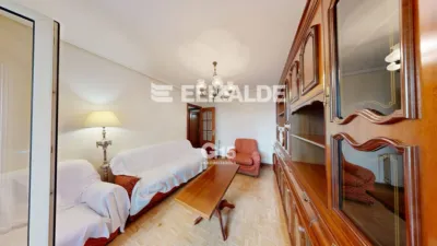 Apartment on Hipodromo Etorbidea photo 2