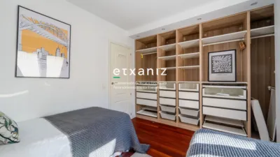 Piso en venta en Berabera Pasealekua, cerca de Goiiko Galtzada Berri Kalea, Aiete-Miramon (San Sebastián - Donostia) de 775.000 €
