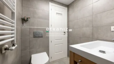 Piso en venta en Berabera Pasealekua, cerca de Goiiko Galtzada Berri Kalea, Aiete-Miramon (San Sebastián - Donostia) de 775.000 €