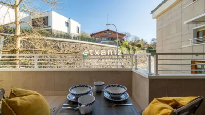 Piso en venta en Berabera Pasealekua, cerca de Goiiko Galtzada Berri Kalea, Aiete-Miramon (San Sebastián - Donostia) de 775.000 €