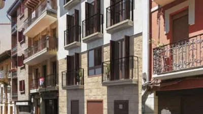 Piso en venta en Calle Madalen Kalea, Erdialdea (Errenteria) de 310.000 €