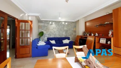 Casa pareada en venta en Calle del Bosque, Muriedas (Camargo) de 350.000 €