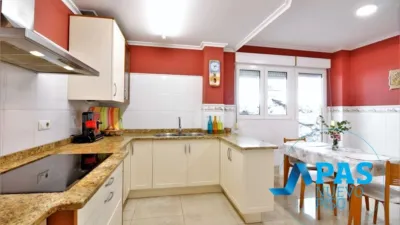 Casa pareada en venta en Calle del Bosque, Muriedas (Camargo) de 350.000 €