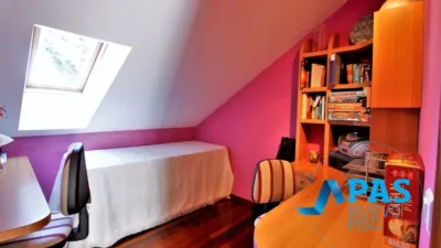 Casa pareada en venta en Calle del Bosque, Muriedas (Camargo) de 350.000 €