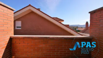 Casa pareada en venta en Calle del Bosque, Muriedas (Camargo) de 350.000 €