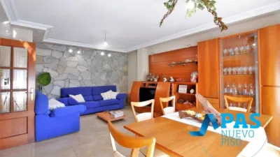 Casa pareada en venta en Calle del Bosque, Muriedas (Camargo) de 350.000 €