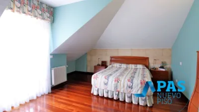 Casa pareada en venta en Calle del Bosque, Muriedas (Camargo) de 350.000 €