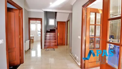 Casa pareada en venta en Calle del Bosque, Muriedas (Camargo) de 350.000 €