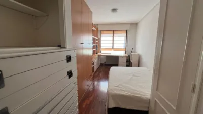 Flat on Buztinzuri Street photo 21