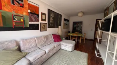 Flat on Buztinzuri Street photo 4