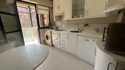 Flat on Buztinzuri Street photo 9