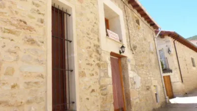 Casa en Casa en Valdenoceda- Se Escuchan Ofertas photo 2