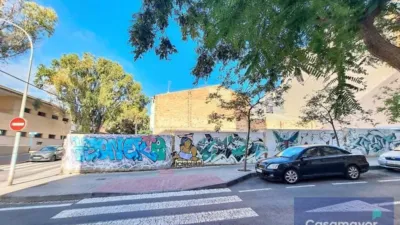 Terreno en venta en Calle del Maestro Latorre - Vista 2