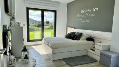 Chalet on Calle de la Llanilla photo 15