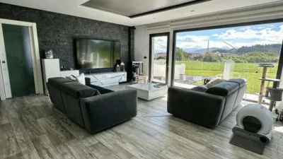 Chalet on Calle de la Llanilla photo 9