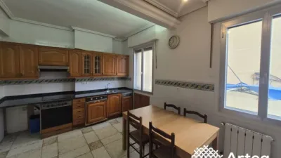 Piso en venta en Calle de Juan de Garay, Zabala (Distrito Ibaiondo. Bilbao) de 264.400 €