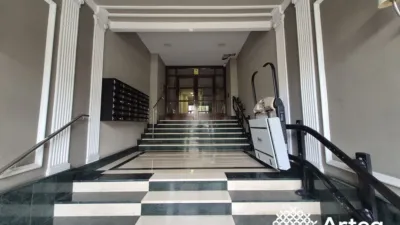 Piso en venta en Calle de Juan de Garay, Zabala (Distrito Ibaiondo. Bilbao) de 264.400 €