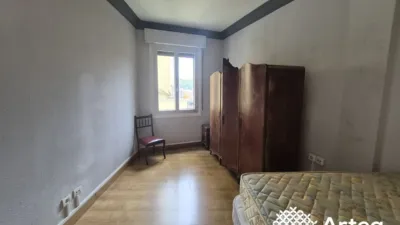 Piso en venta en Calle de Juan de Garay, Zabala (Distrito Ibaiondo. Bilbao) de 264.400 €