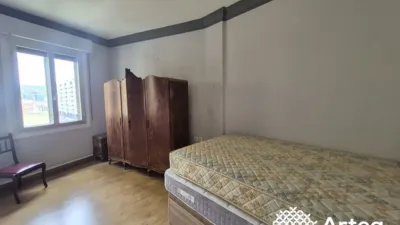 Piso en venta en Calle de Juan de Garay, Zabala (Distrito Ibaiondo. Bilbao) de 264.400 €