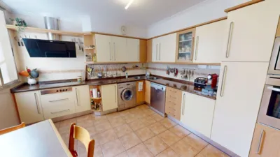 Apartment on Sancho El Sabio photo 9