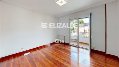 Apartment on Larramendi Street photo 9