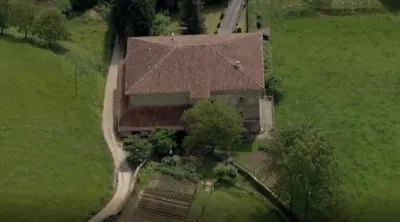 House in Mallabia photo 2