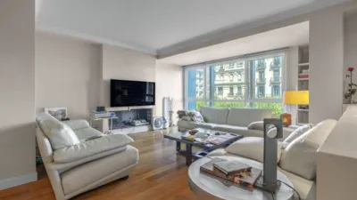 Piso en venta en Avenida-Boulevard, Centro (San Sebastián - Donostia) de 1.795.000 €
