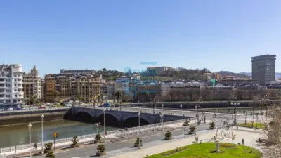 Piso en alquiler en Centro, Centro (San Sebastián - Donostia) de 2.650 €<span>/mes</span>