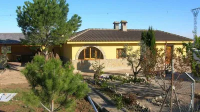 Finca rústica en venta en Calle Este, 50, La Puebla de Híjar de 99.900 €