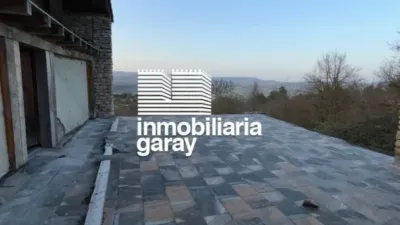 Casa – Valle de Losa - Más