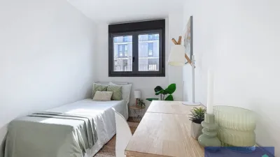 Flat on Carrer Joaquim Gonzàlez I Caturla, No. 13 photo 22