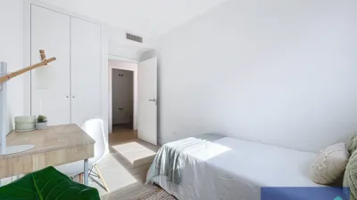 Flat on Carrer Joaquim Gonzàlez I Caturla, No. 13 photo 24