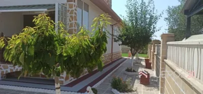 Chalet en venta en Pomar, Pomar (Medina de Pomar) de 250.000 €
