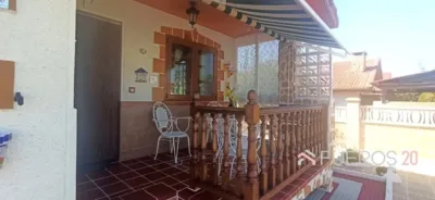 Chalet en venta en Pomar, Pomar (Medina de Pomar) de 250.000 €