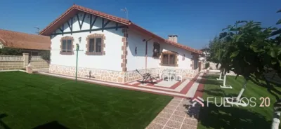 Chalet en venta en Pomar, Pomar (Medina de Pomar) de 250.000 €