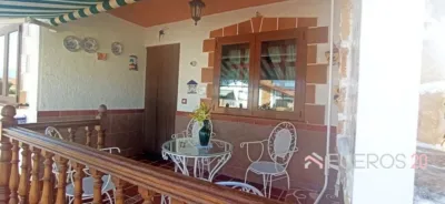 Chalet en venta en Pomar, Pomar (Medina de Pomar) de 250.000 €