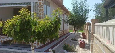 Chalet en venta en Pomar, Pomar (Medina de Pomar) de 250.000 €