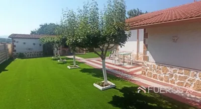 Chalet en venta en Pomar, Pomar (Medina de Pomar) de 250.000 €